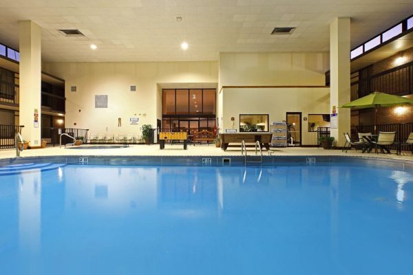 FairBridge Inn & Suites (Jonesboro)